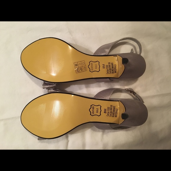 Never worn Pierre Dumas sling back silver heels - Picture 4 of 5